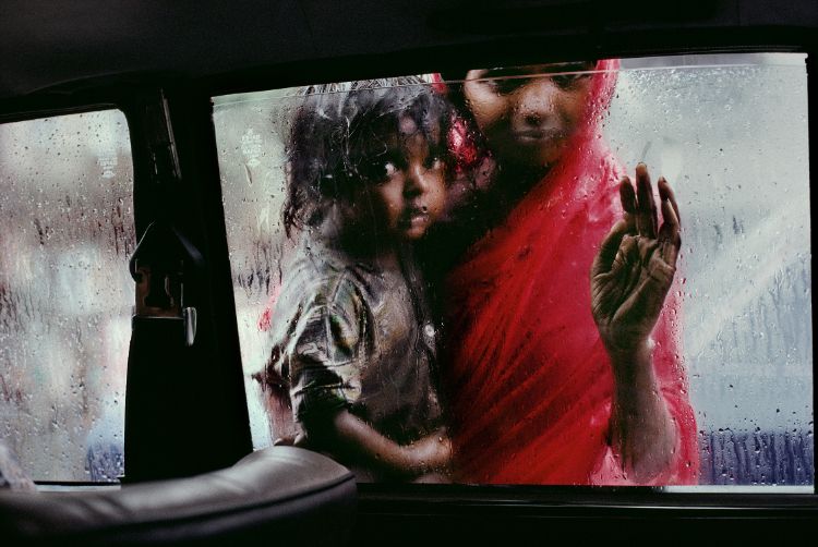 mother and child steve mccurry