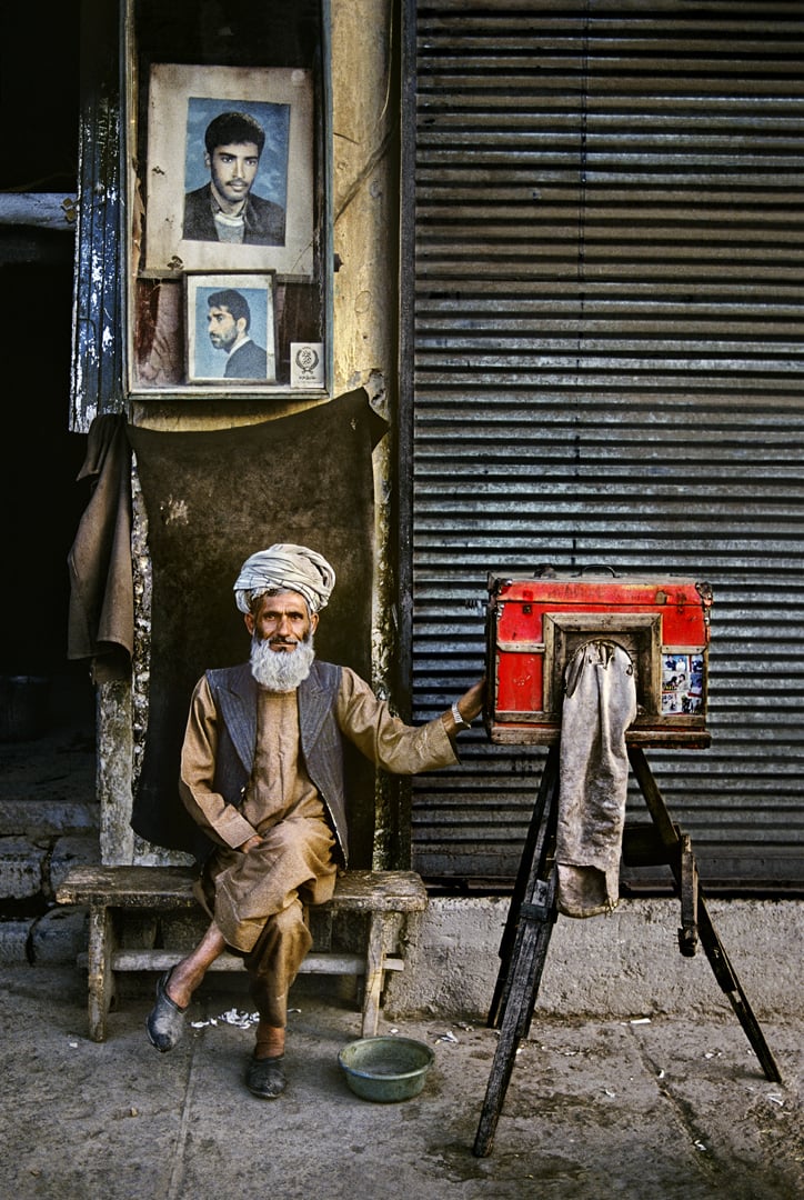 portrait photographer steve mccurry