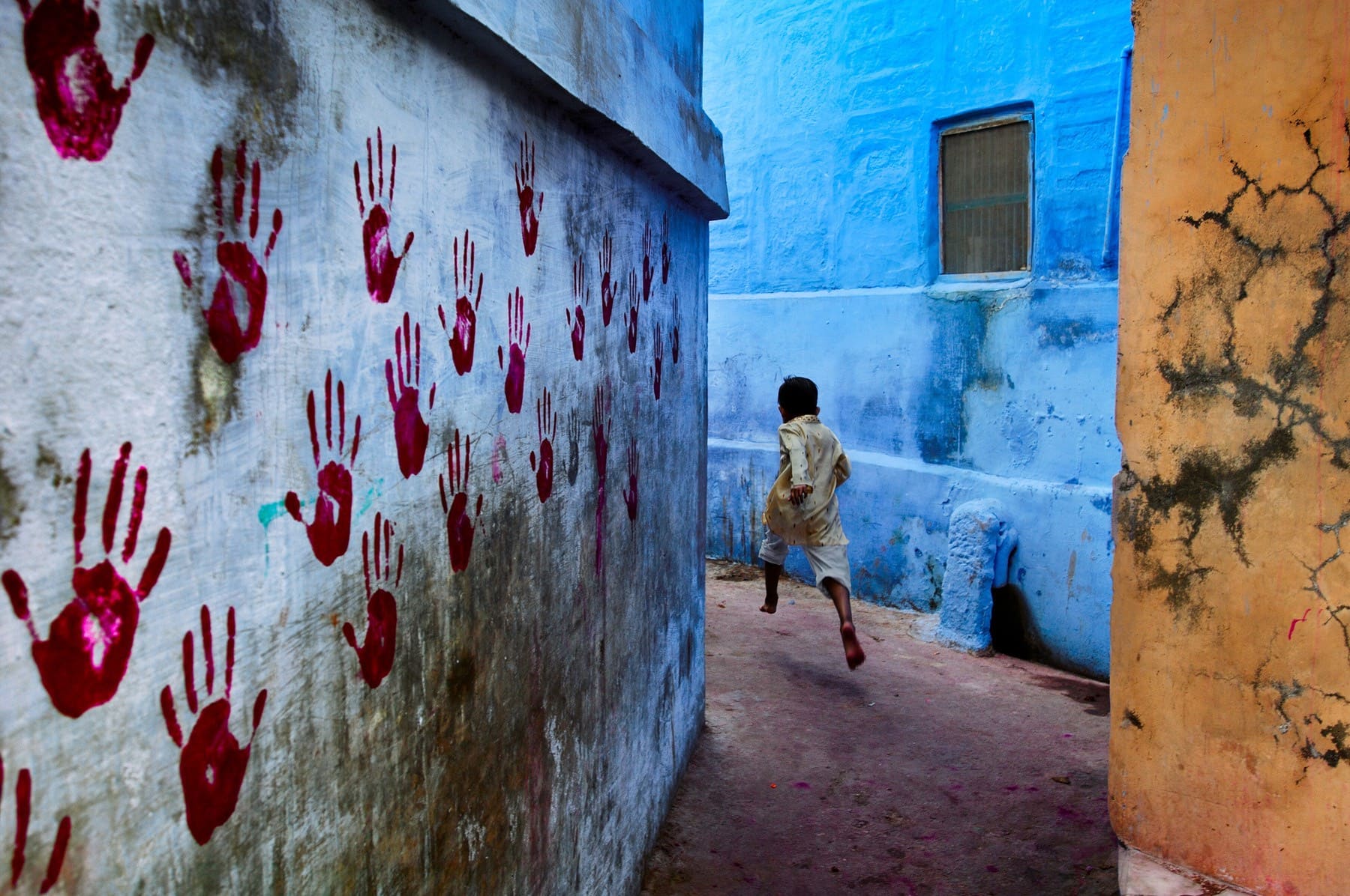 Boy In Mid Flight Jodhpur India, 2007 Steve McCurry